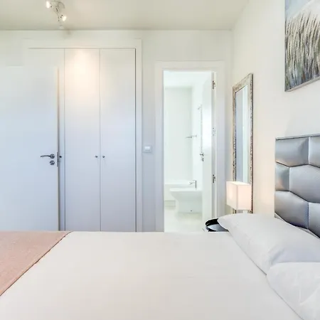 Hanami Puerto Blanco Sea Breeze & Stunning Views Pb19 Апартаменты Эстепона